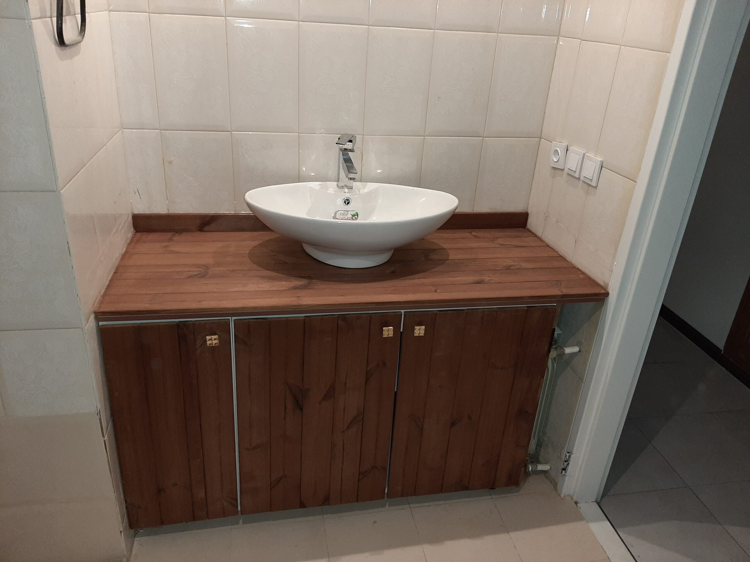 سرویس حمام و توالت